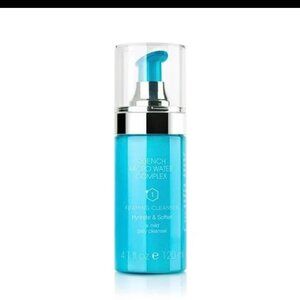 Quench Foaming Cleanser
